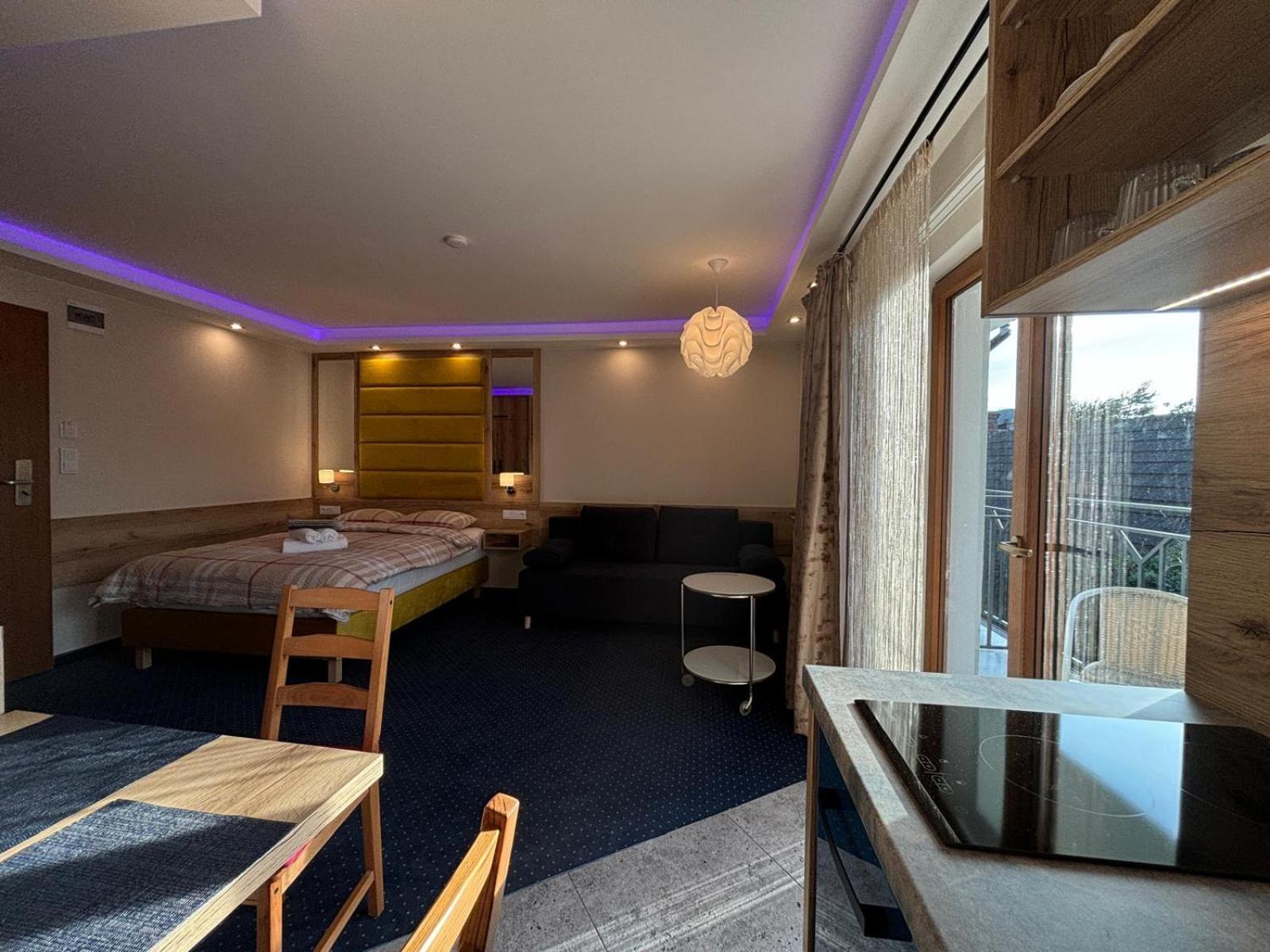 Asenata Pokoje & Apartamenty Centrum Ustron Room photo
